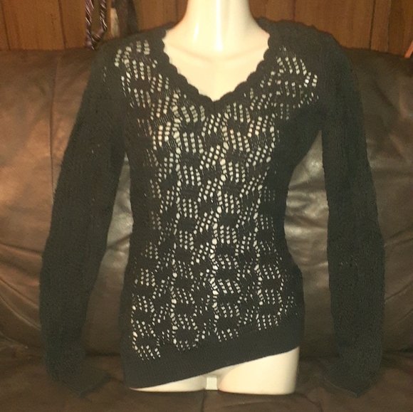 Ann Taylor LOFT Green Crochet Sweater Size Medium - Picture 2 of 4